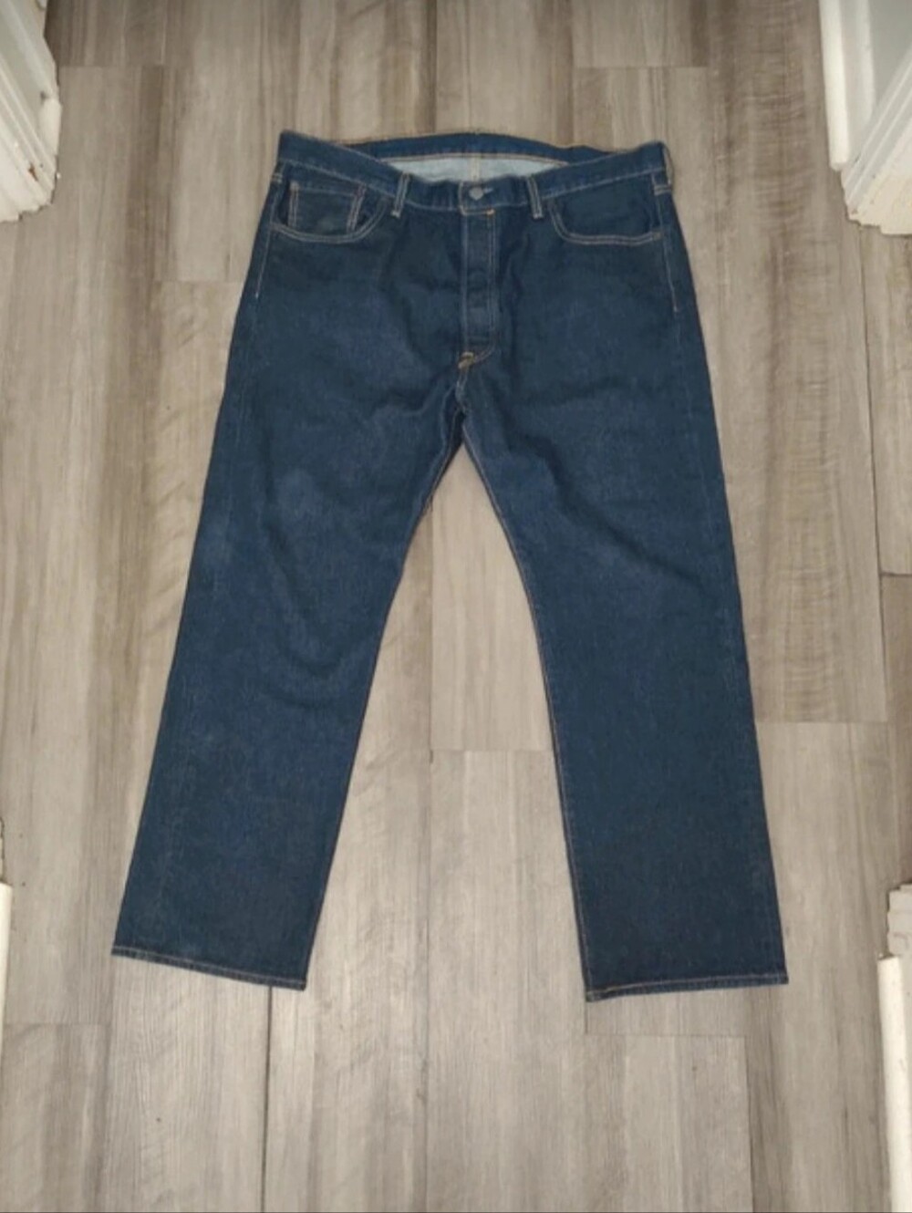 Levi's 501 Men's Dark Blue Size 40x30 Button fly